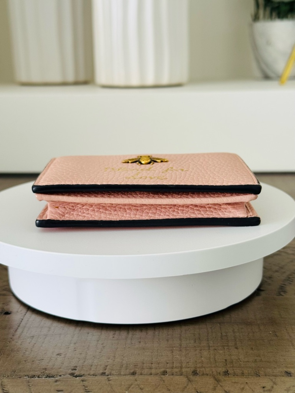 Gucci Bee “Blind for Love” Pink Leather Card Holder Wallet - Picture 6 of 12